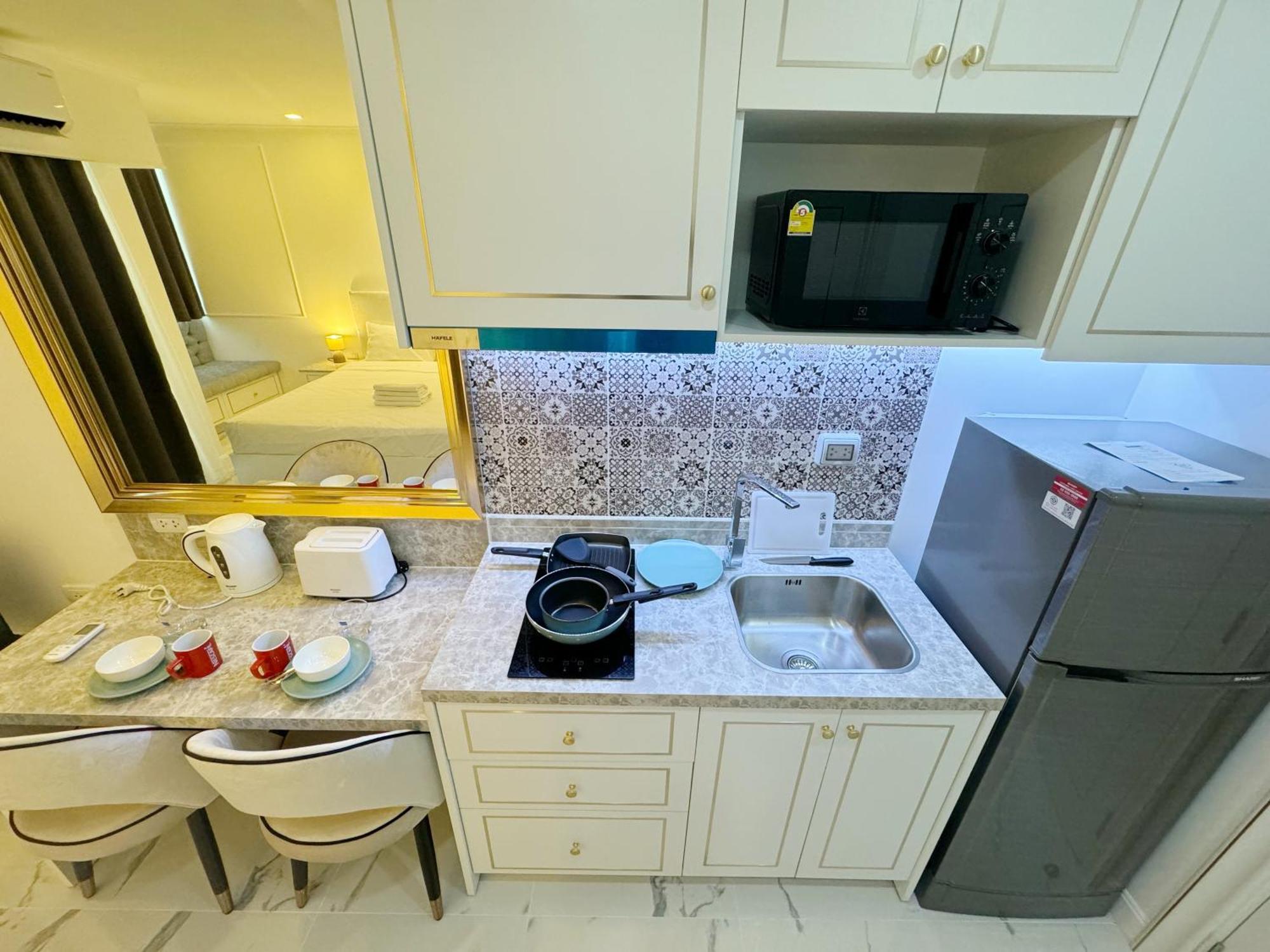The Empire Chic Residence Jomtien & Yahaha Bagian luar foto
