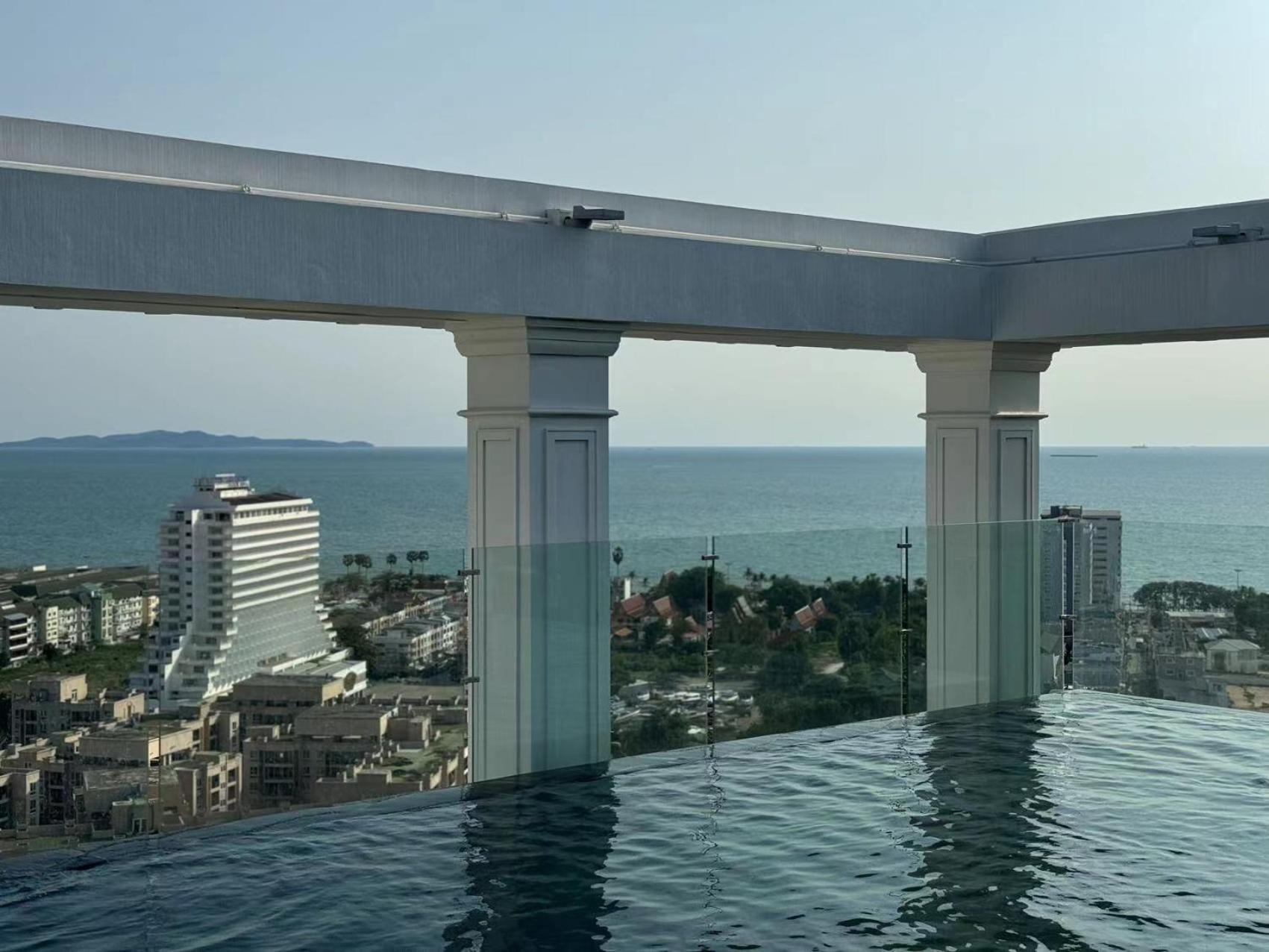 The Empire Chic Residence Jomtien & Yahaha Bagian luar foto