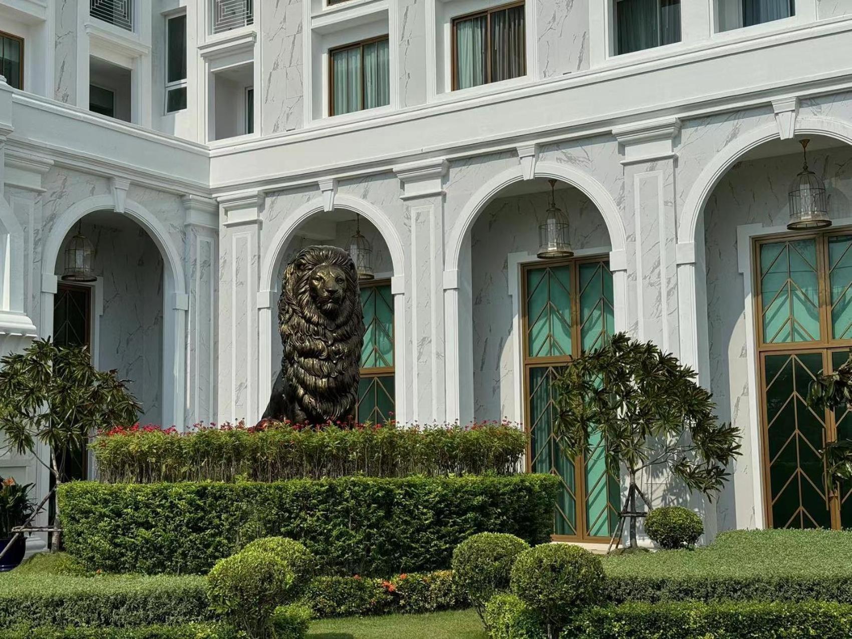 The Empire Chic Residence Jomtien & Yahaha Bagian luar foto