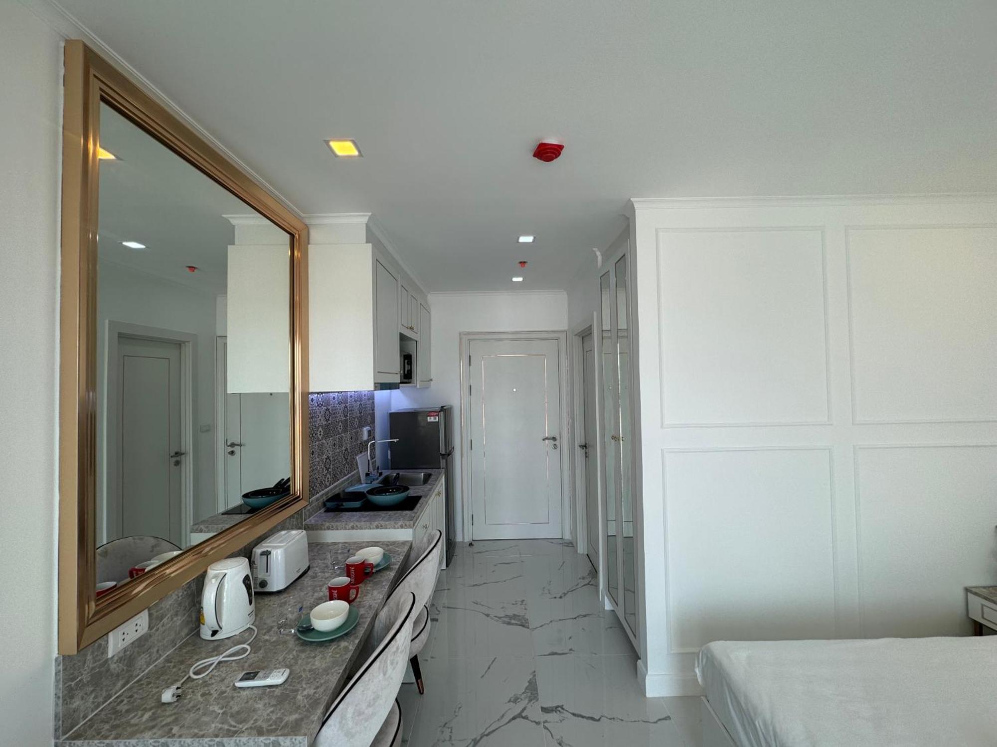 The Empire Chic Residence Jomtien & Yahaha Bagian luar foto