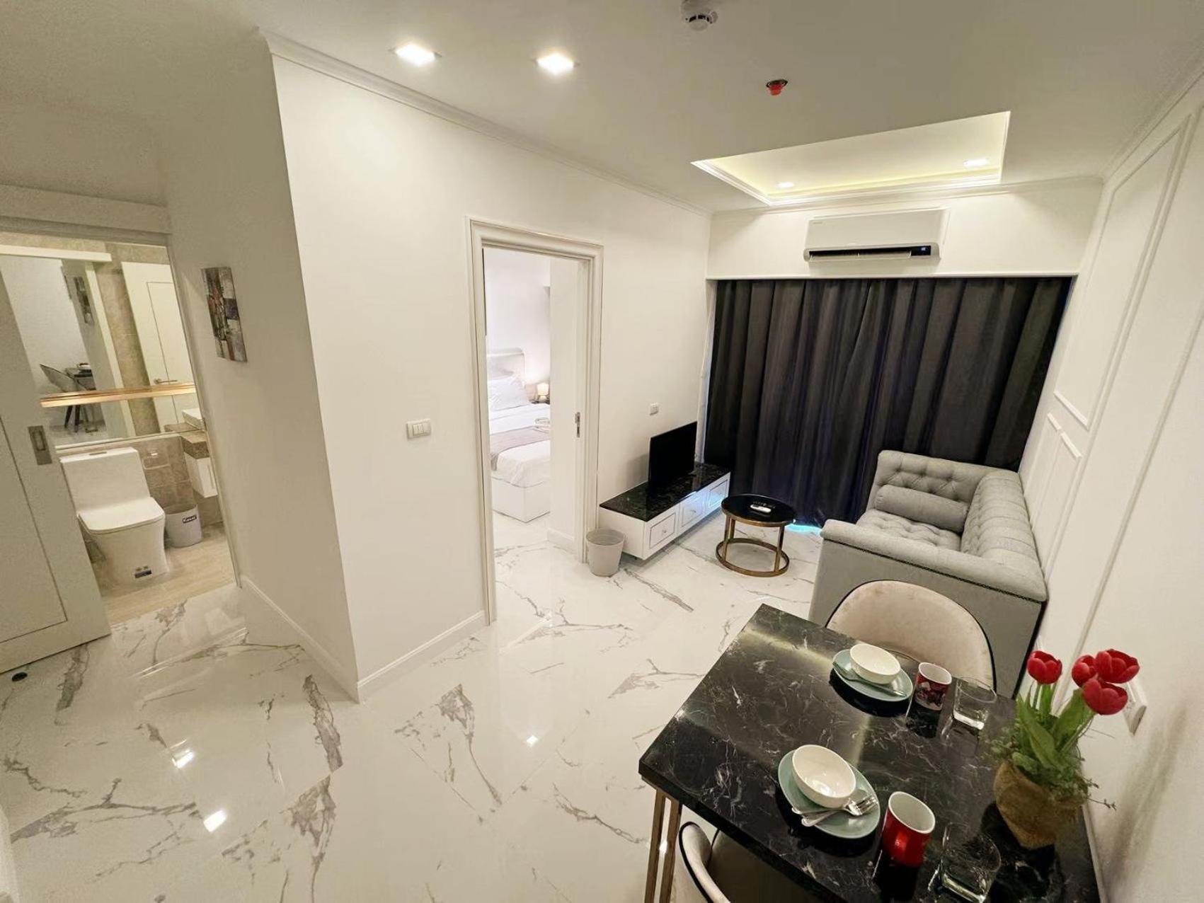 The Empire Chic Residence Jomtien & Yahaha Bagian luar foto