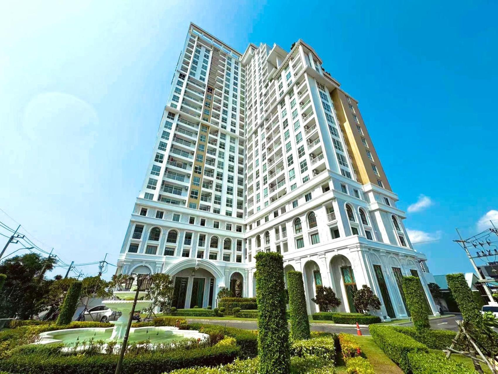 The Empire Chic Residence Jomtien & Yahaha Bagian luar foto